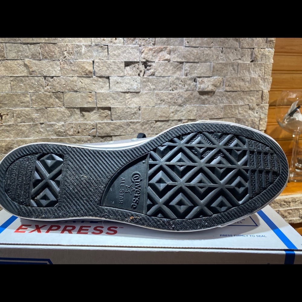 converse - Picture 4 of 6